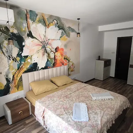 Апартаменти Luxury Flat F218