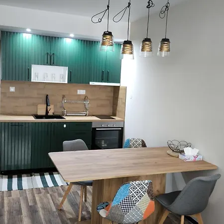 Luxury Flat F218 Апартаменти *